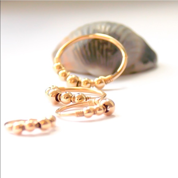 Boho/Indie beaded seamless nose/septum ring cartilage conch Daith hoop earring - Picture 3 of 10